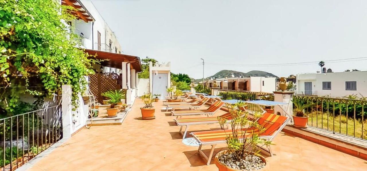 Casa Vacanza Artemis リーパリ エクステリア 写真