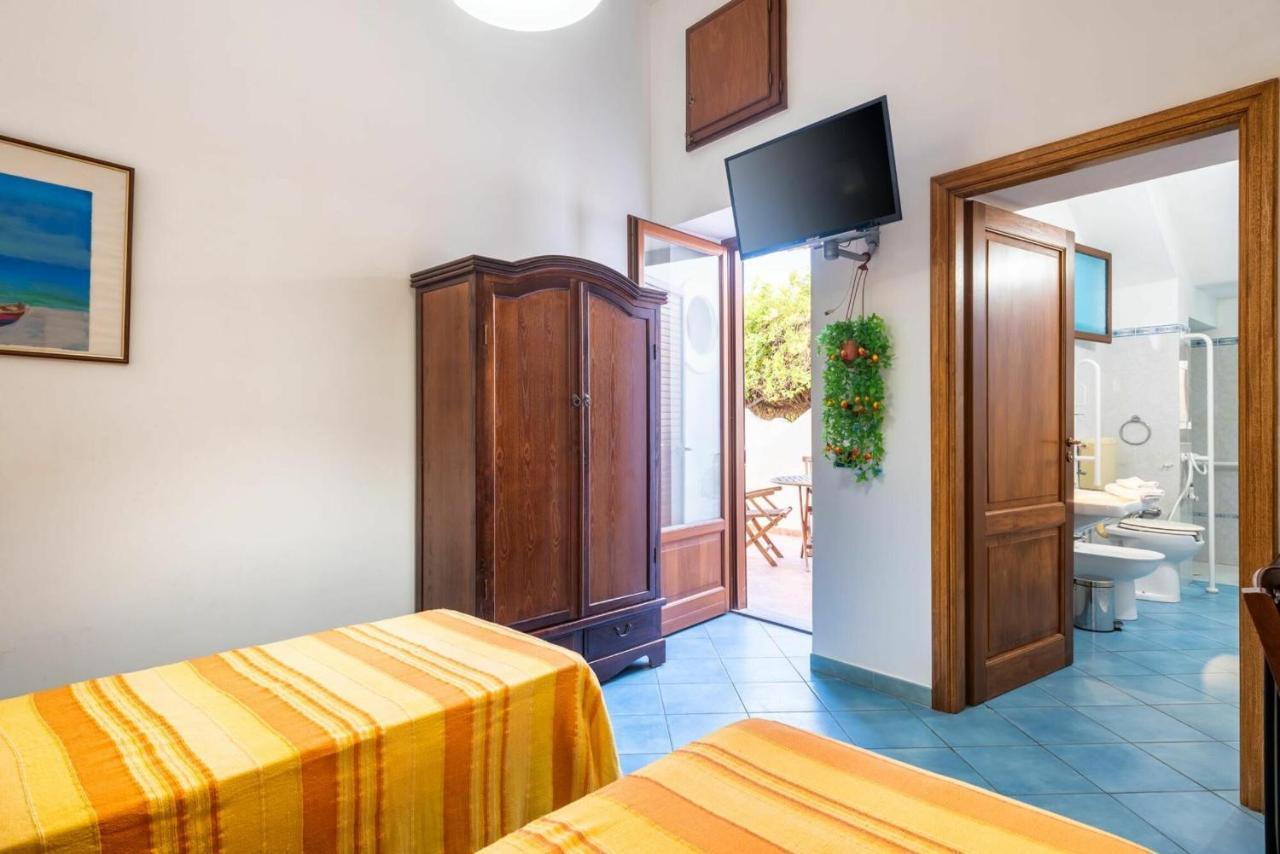 Casa Vacanza Artemis リーパリ エクステリア 写真